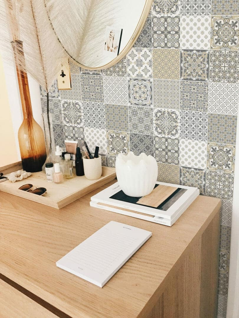 Eclectic Tile Wallpaper - Peel and Stick or Traditional Wallpaper in Beige Plaid Print for your Campervan, Home, Airbnb, or Baby Nursery